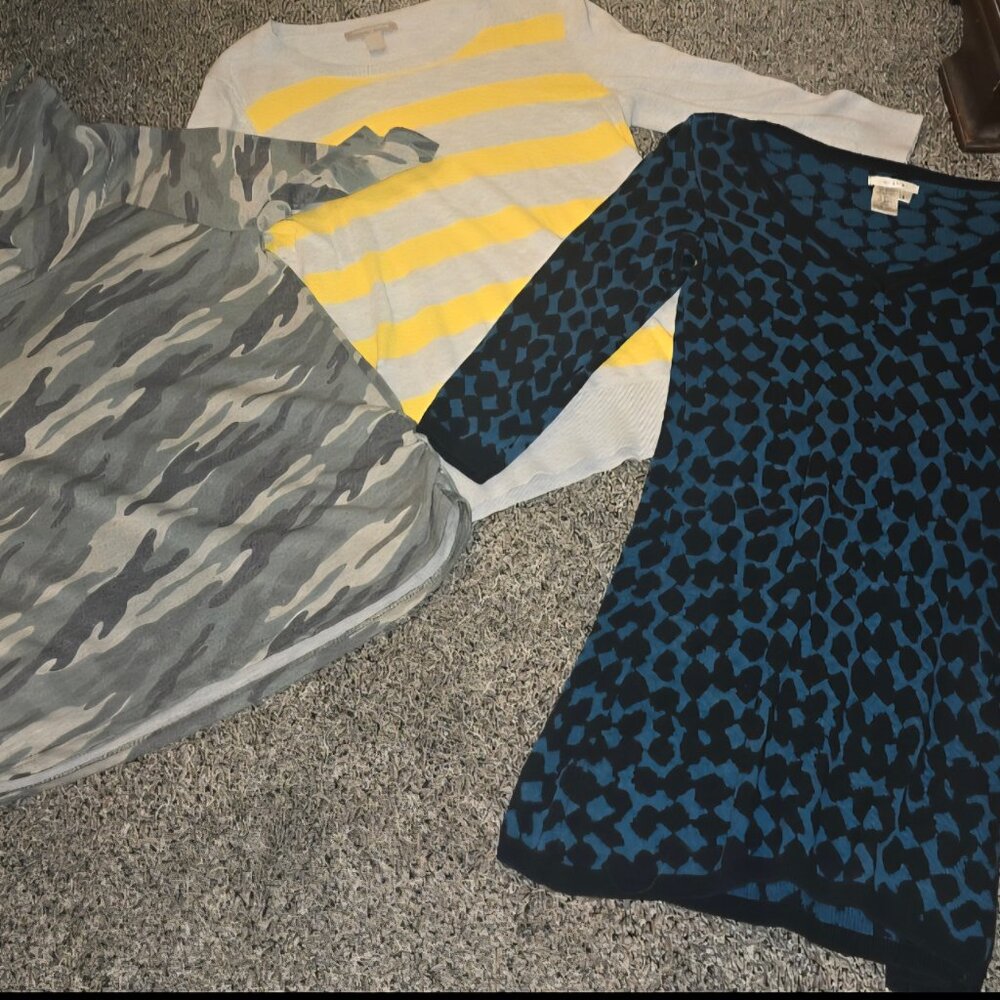Woman's size small lot